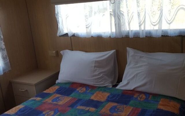 Alexandra Tourist Park