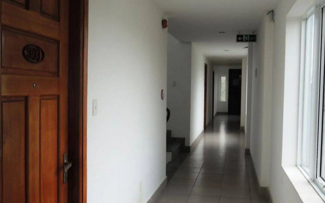 Golden Lotus Hotel