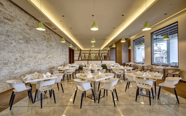 Royalton Negril, An Autograph Collection All-Inclusive Resort
