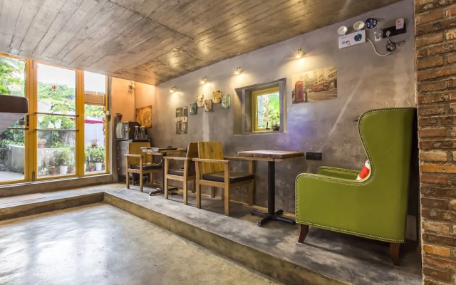 Maan Coco Travelling Boutique Inn