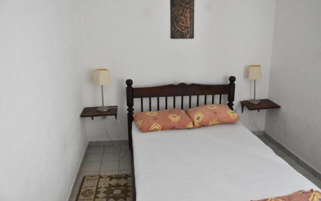 Muki's House- just 50m from the beach