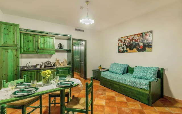 Residence with pool in Sos Alinos