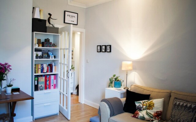 Bright and Cosy Home Near Haymarket