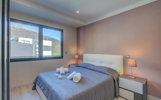 4 Seasons Apartment