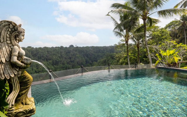 Pramana Watu Kurung