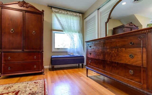 Seldom Scene Meadow Bed & Breakfast