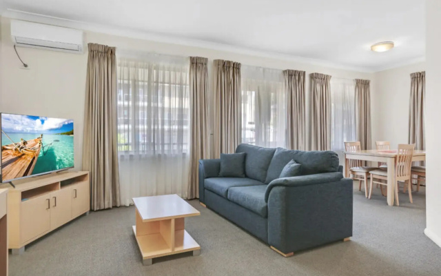 Terralong Terrace Apartments – Guest Rooms – Kiama