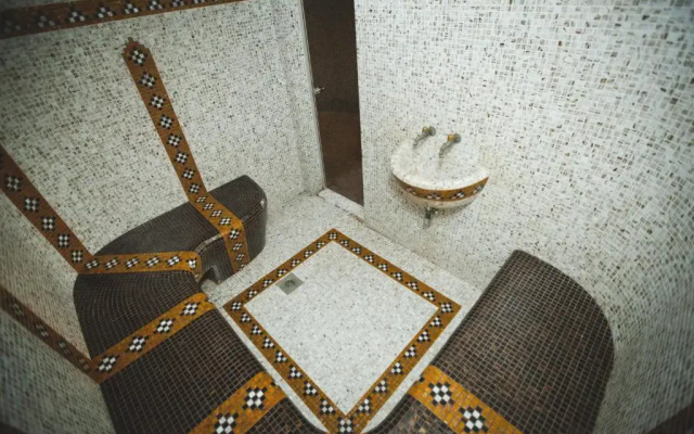 Kopa Hotel
