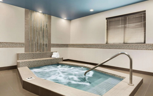 Hampton Inn Clackamas