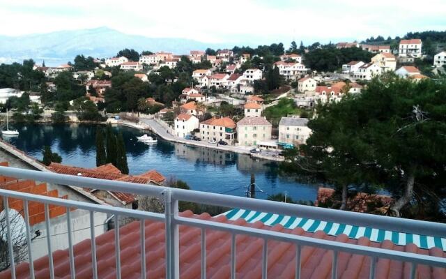 Apartments Jagoda / Splitska/ A1 Two Bedrooms