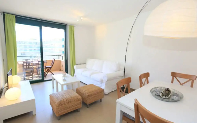 Apartamento Moderno Para 6 Personas en Cambrils