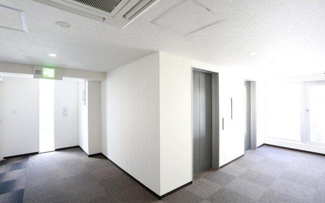 Universal Hotel Reborn