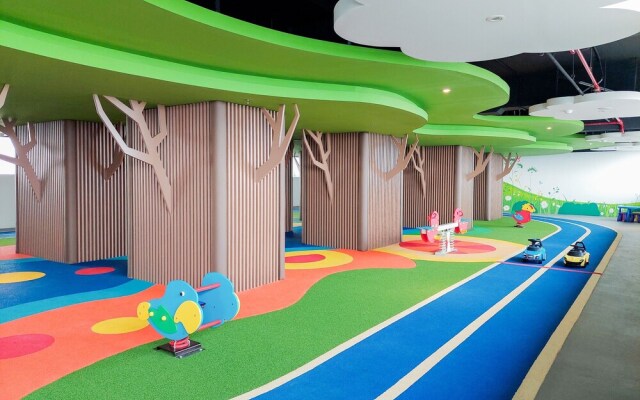 Well Furnished And Elegant 1Br At Bintaro Embarcadero Apartment