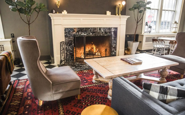 Hood River Hotel