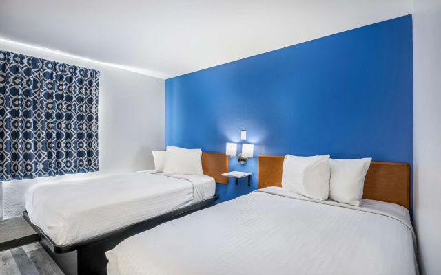 Motel 6 Peoria - East