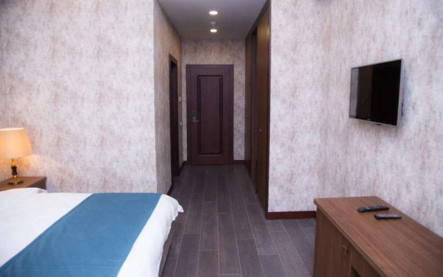 Macara Sheki City Hotel