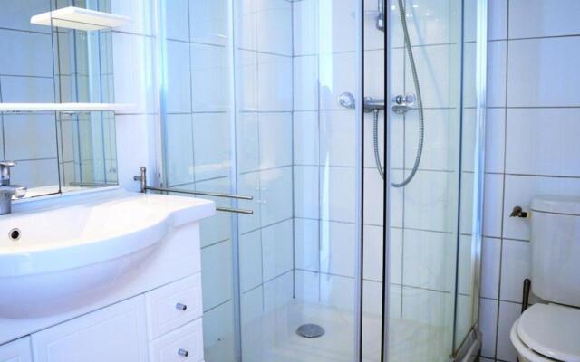 Appartement Le Lavandou, 1 pièce, 2 personnes - FR-1-251-307