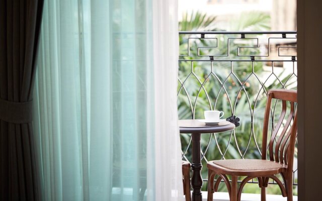 The Rose Residence Bangkok