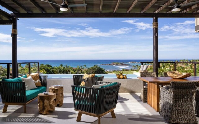 Sunny Vacation Condo 5