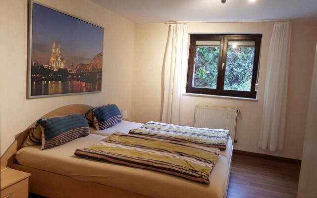 2 Zi-Appartment mit Gartennutzung