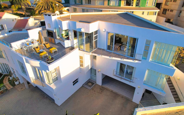 Denhill Villa Unit 4