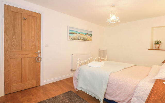 Bramley Cottage