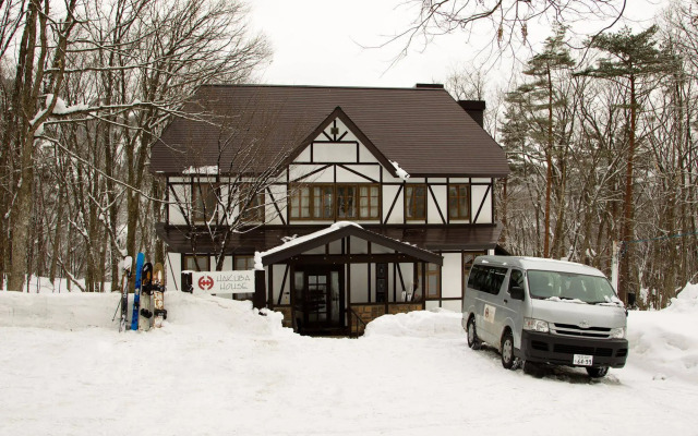 Hakuba House