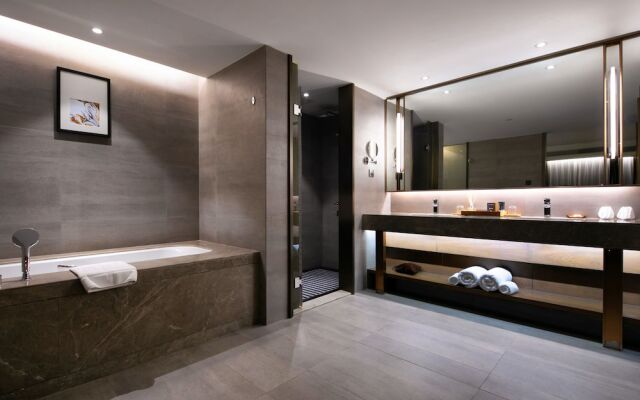 KuanRong Luxury Suites Hotel - Daping Times Square