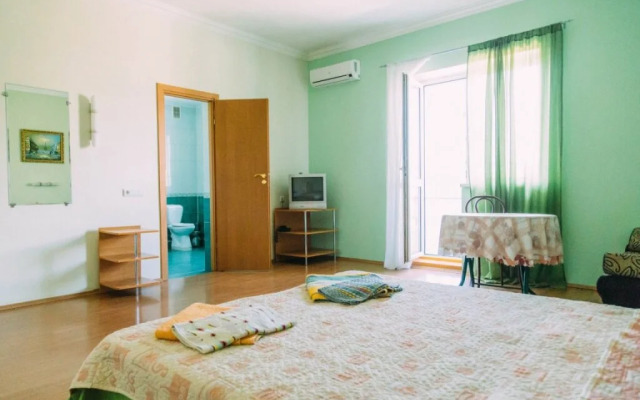Guest house Charly