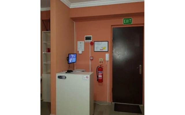 FLAT1
