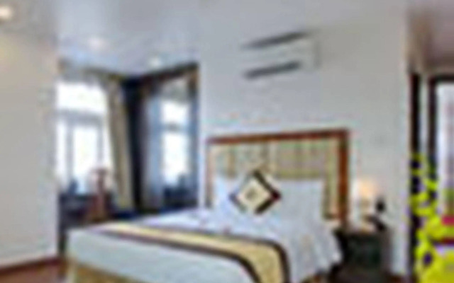 Van Mieu 2 Hotel