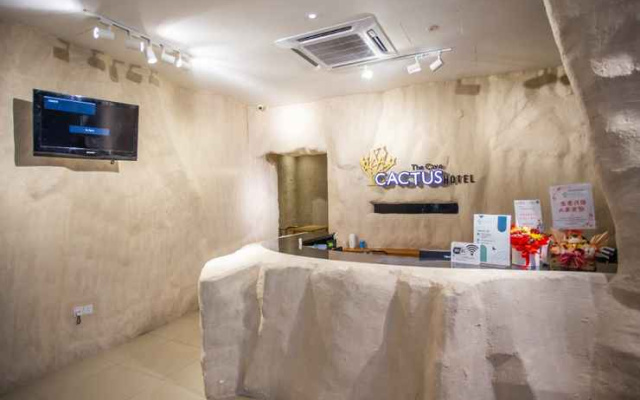 The Cave by Cactus Hotel Skudai