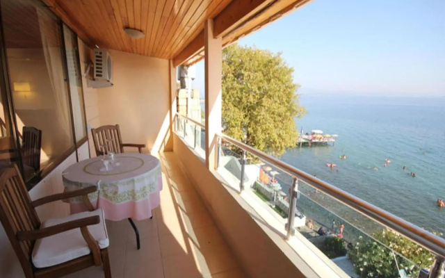 Ucem Hotel