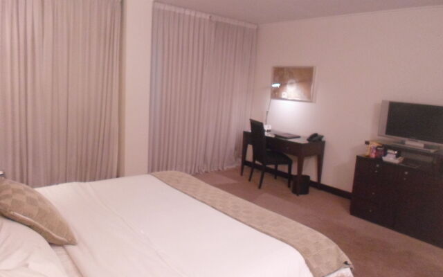 Ros Tower Hotel