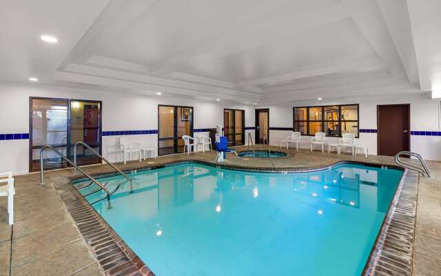 Comfort Suites Vacaville-Napa Valley Area