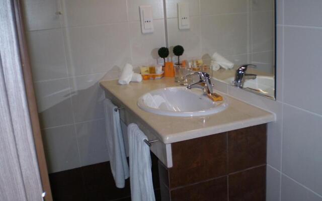 Athena Hotel