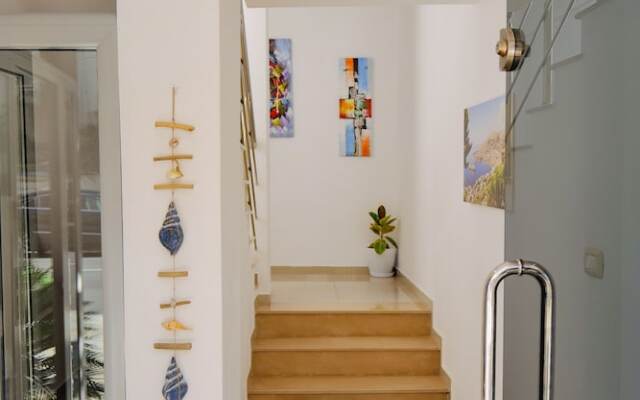 Hotel Argjiro