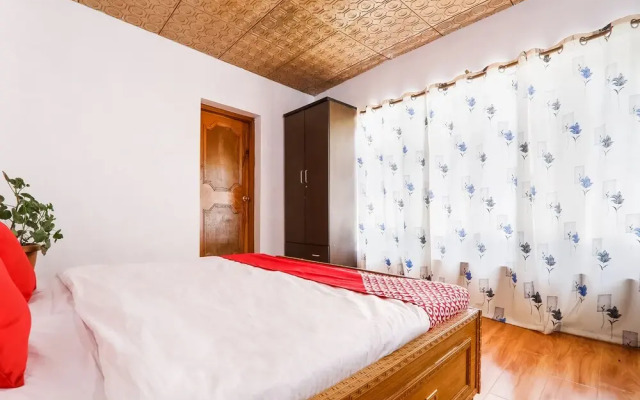 OYO 41662 Semskit Guest House