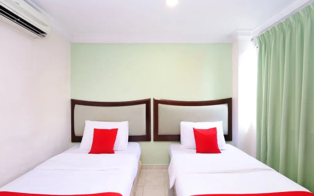 OYO 775 Hotel Sahara Inn