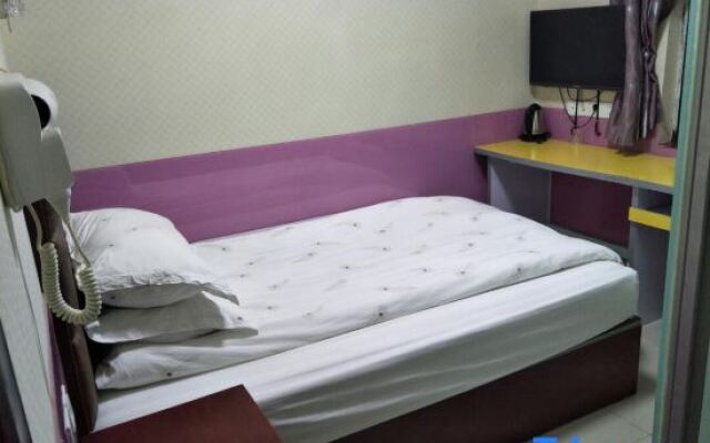 Yuebin Chain Hotel (Songjiang University Town)