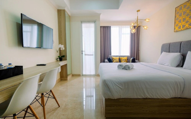 Stylish Studio Room Menteng Park Apartment