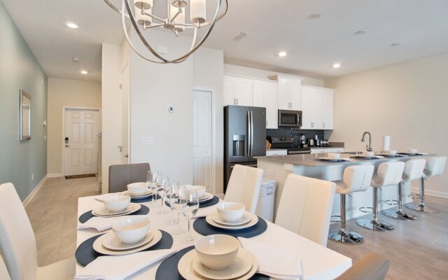 Amazing 4Bd Pool Hm, Storey Lake-4995SWA