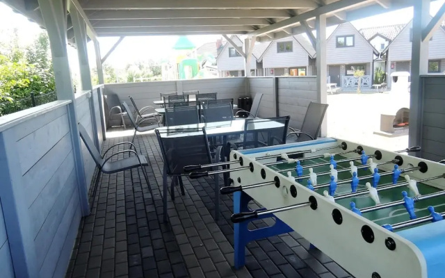 Dziwnowek Holiday House Near Beach