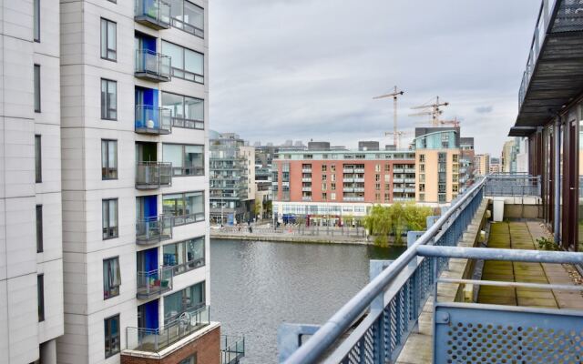 Stunning 2 Bedroom Penthouse In Grand Canal Docks