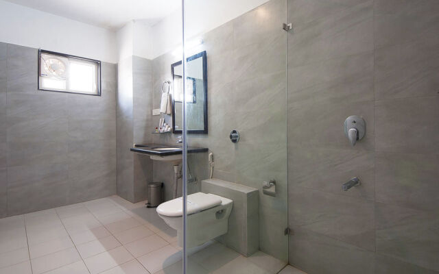 Hotel Presidency Blu Udaipur