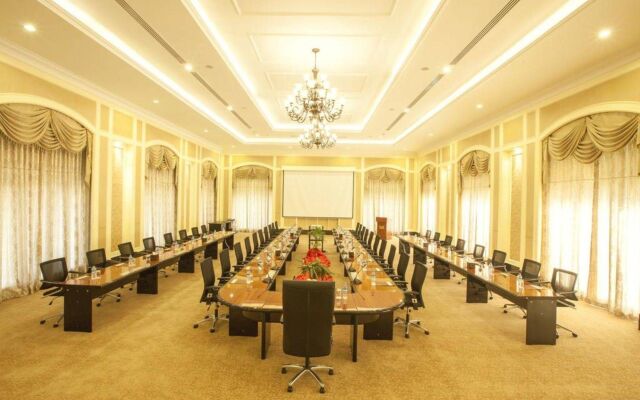 Grand Amara Hotel