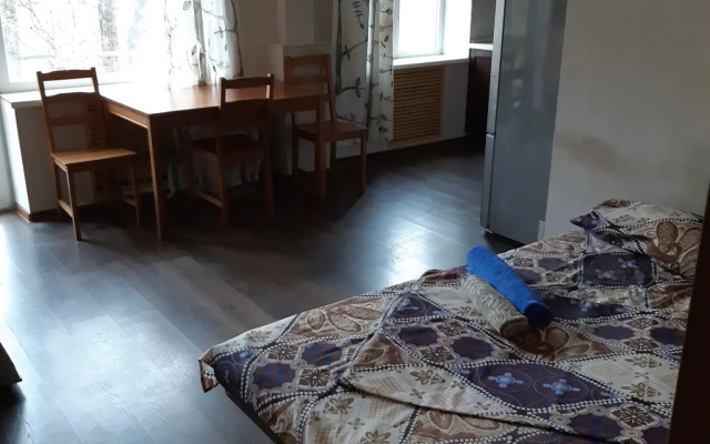 Apartments on Bolotnikova street 4