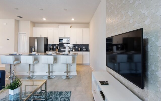 Amazing 4Bd Pool Hm, Storey Lake-4995SWA