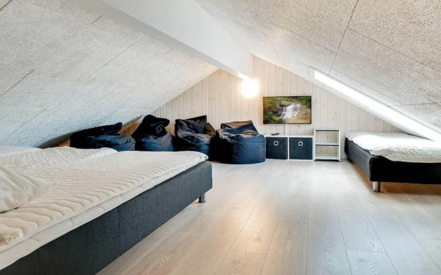 18 Person Holiday Home in Ringkobing