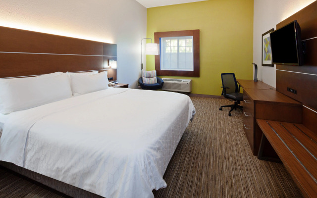 Holiday Inn Express & Suites Rancho Mirage - Palm Spgs Area by IHG